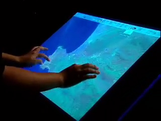 2006-08-multitouch1
