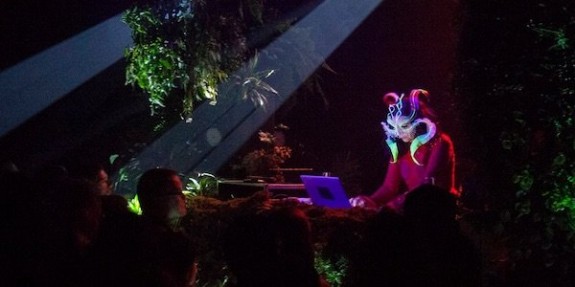 DJ set de Björk à MOntréal le 26/10/2016 (c) Björk Digital