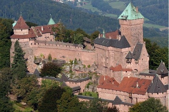 GR5-château-medieval-Haut-Kœnigsbourg