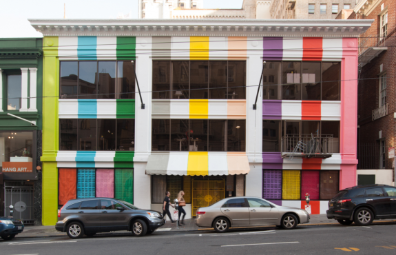Façade de la Color Factory à San Francisco